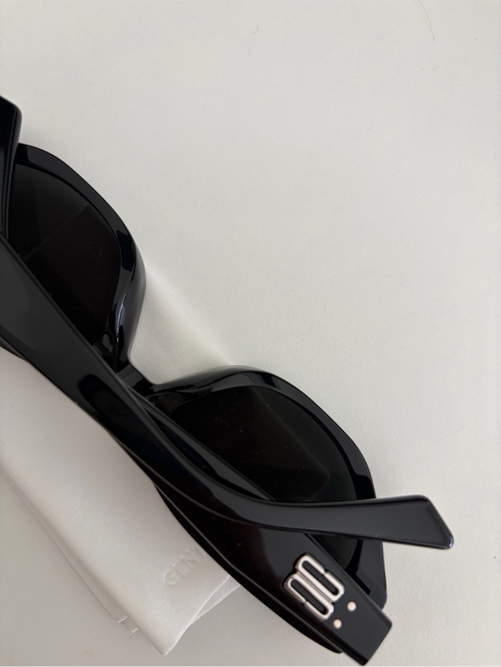 Gentle Monster- Rococo Sunglasses - Picture 4 of 4